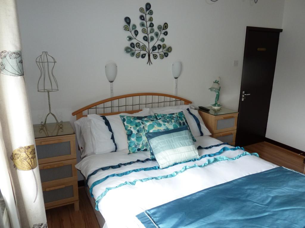 Smithy Lodge Guest House Leyland Buitenkant foto